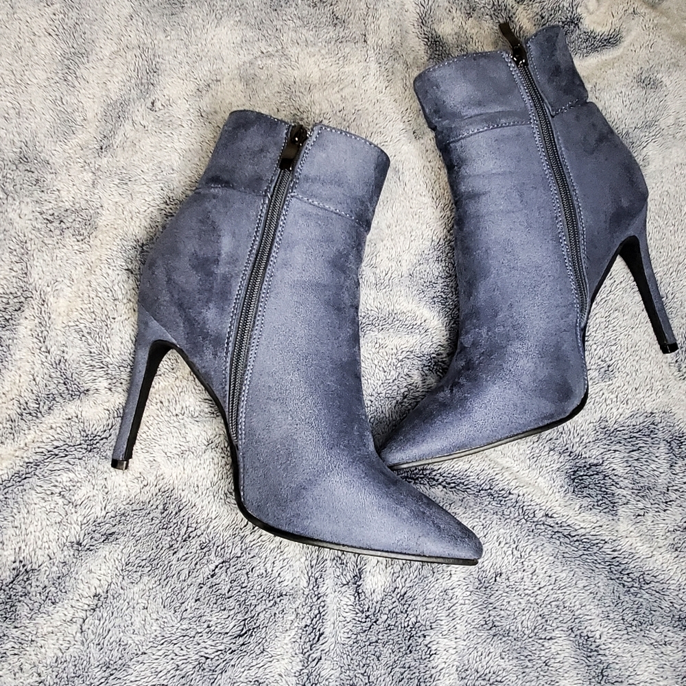 light blue suede feel booties - Picture 2 of 6